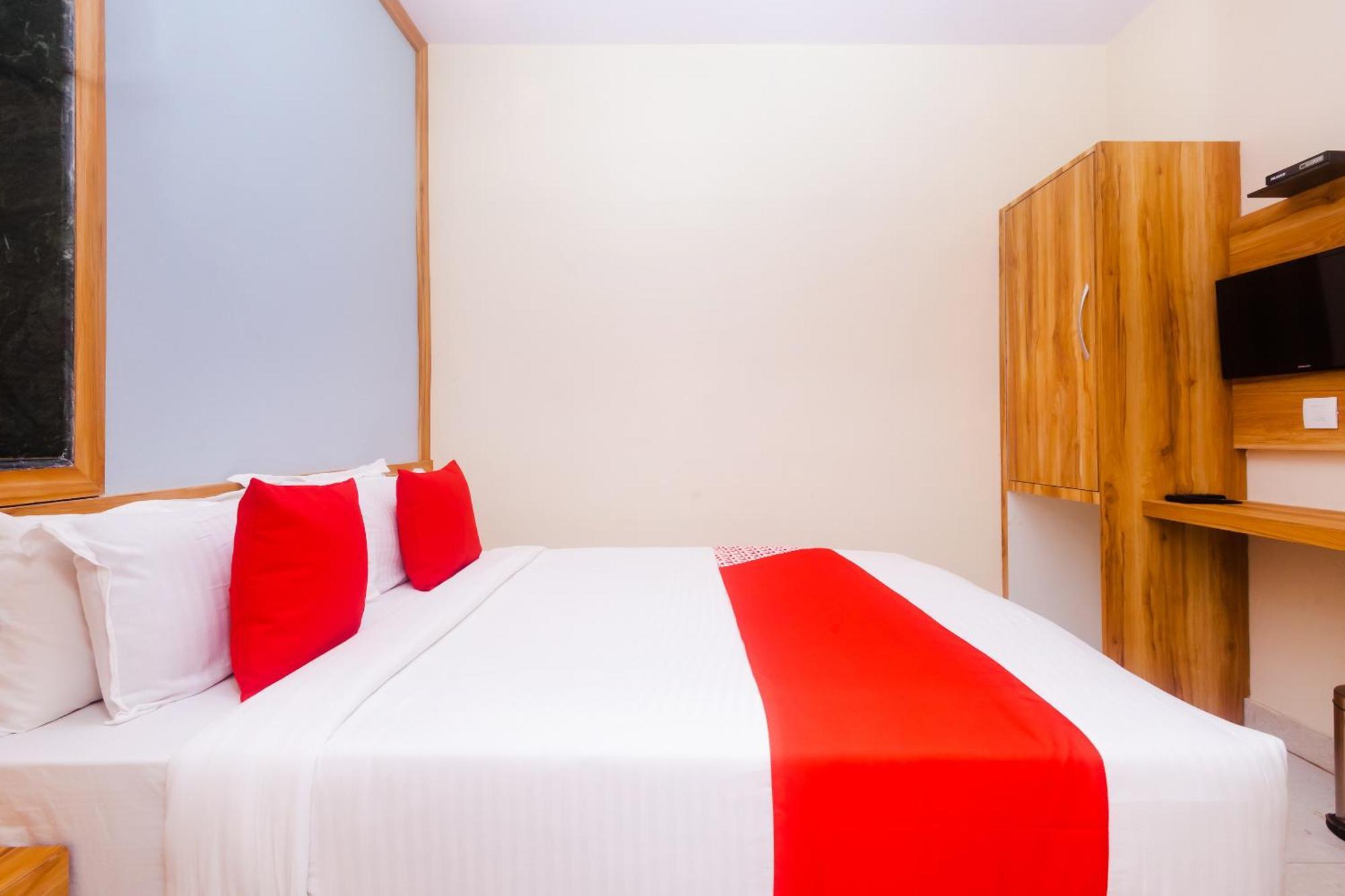 Hotel Sun City Near Saifee Hospital And Hn Reliance Hospital Mumbai Dış mekan fotoğraf