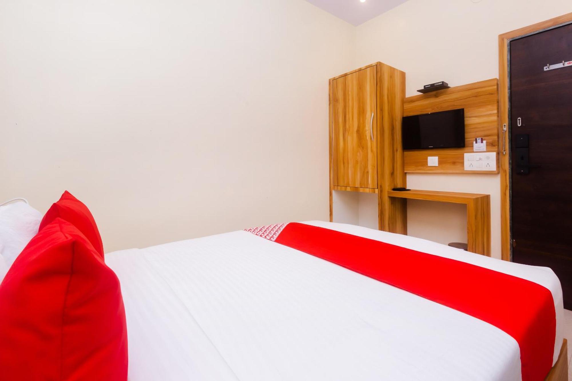 Hotel Sun City Near Saifee Hospital And Hn Reliance Hospital Mumbai Dış mekan fotoğraf